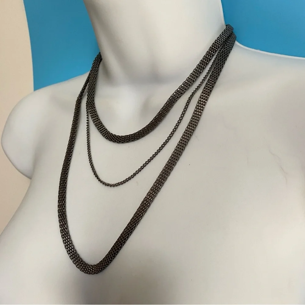 Black Mesh Flat Chain Triple Strand Necklace